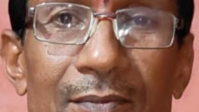 Photo of 43 वर्षो तक अपनी सेवाएं देने वाले प्रधान पाठक शिव प्रसाद तिवारी हुए सेवानिवृत्त 