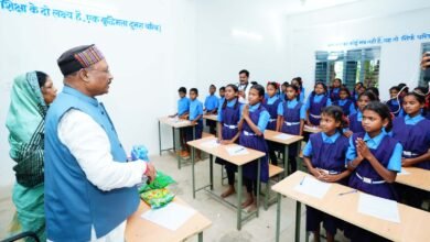 Photo of जब मुख्यमंत्री बने शिक्षक और बच्चों को बताया आदर्श विद्यार्थी में होने चाहिए कौन से पांच गुण
