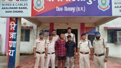 Photo of धारदार तलवार दिखाकर लोगो में भय उत्पन्न करने वाले आरोपी पर तखतपुर पुलिस का प्रहार