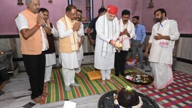 Photo of केन्द्रीय गृह मंत्री  अमित शाह ने महाप्रभु वल्लभाचार्य जी के मुख्य प्राकट्य बैठक स्थल और चम्पेश्वर महादेव की पूजा-अर्चना की