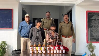 Photo of गौरेला पुलिस ने अवैध शराब के परिवहन पर कसा शिकंजा, दो आरोपी गिरफ्तार