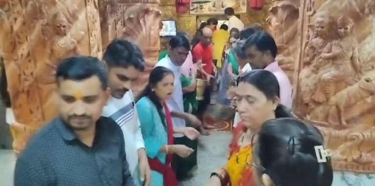 श्रावण की भक्ति में रमा रतनपुर – बूढ़ा महादेव दरबार में उमड़ा श्रद्धा का सैलाब”