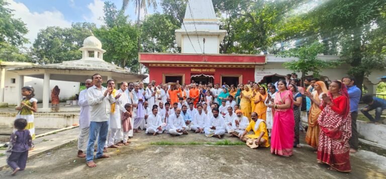 श्रावण मास की अंतिम सोमवार के पवन शुभ अवसर पर भगवान भोलेनाथ जी का किया गया रूद्राभिषेक