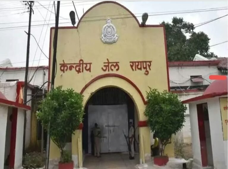 केन्द्रीय जेल रायपुर में  शोएब ढेबर को 3 माह के लिए सभी प्रकार के मुलाकात से किया गया प्रतिबंधित