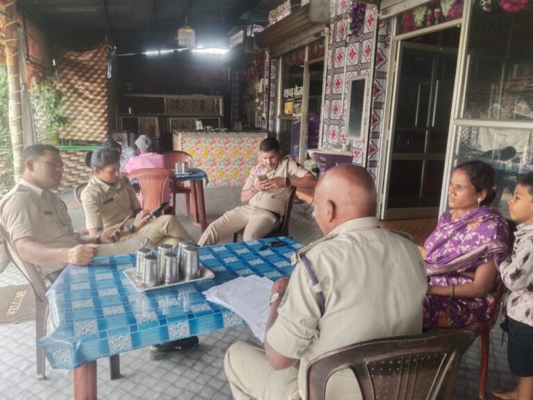 बिल्हा सीईओ पोयम  साहब के साथ सचिव ने   रात 12 बजे ढाबे से की  वसूली ? – जनपद अधिकारी की भूमिका पर गहराया संदेह, सिस्टम की चुप्पी सवालों में