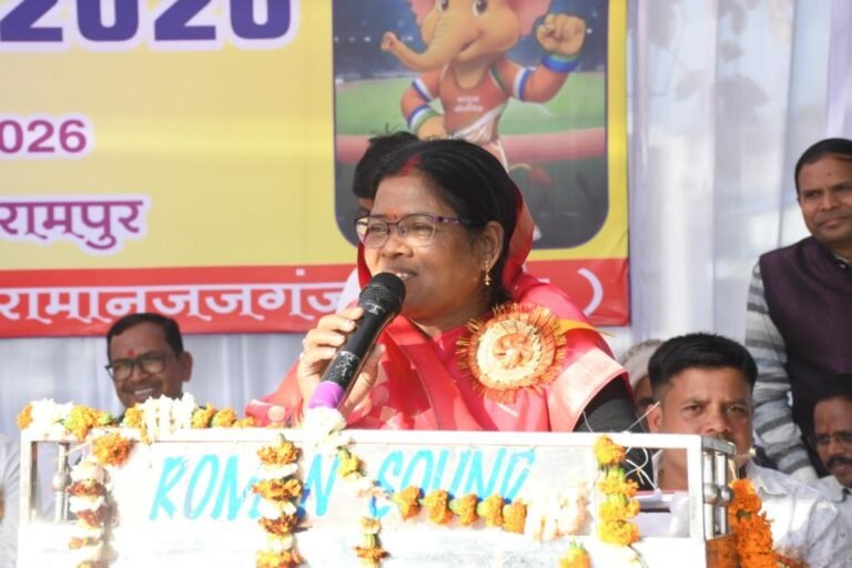 बलरामपुर : सामरी विधायक ने किया तीन दिवसीय जिला स्तरीय खेल का शुभारंभ