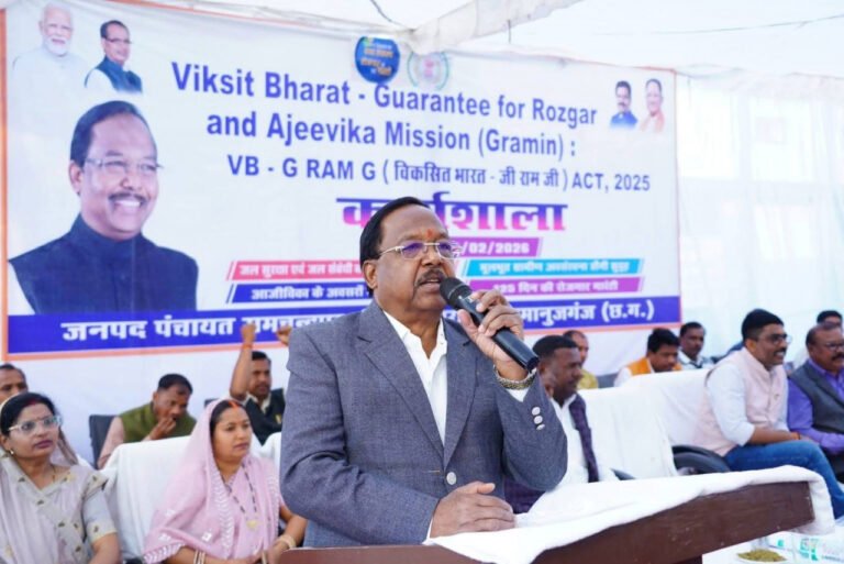 रायपुर : ग्राम स्तर पर प्रभावी क्रियान्वयन से साकार होगा विकसित भारत का संकल्प: मंत्री  नेताम
