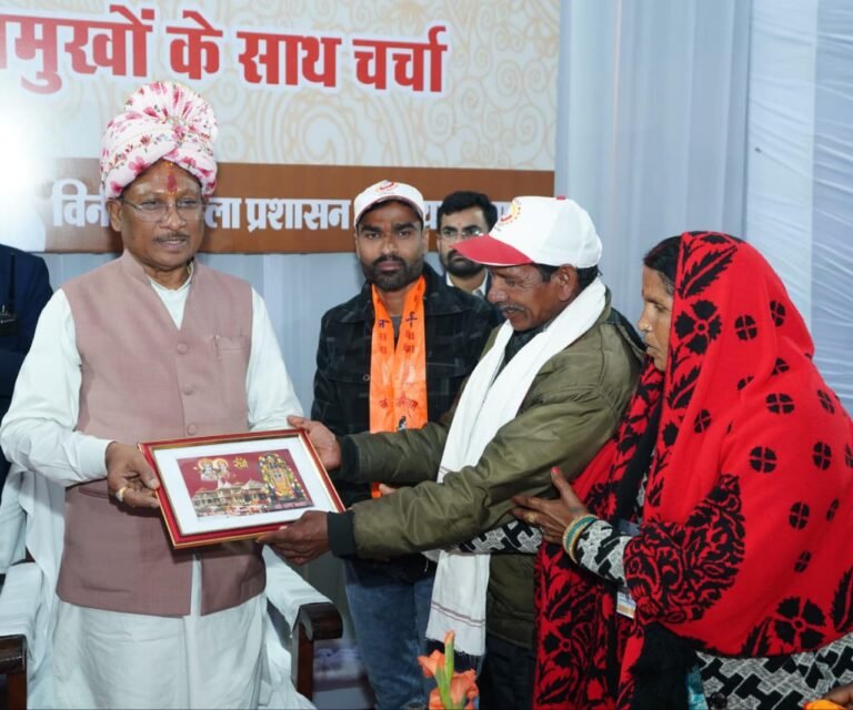 रायपुर : सुदूर अंचलों के श्रद्धालुओं को मिला अयोध्या धाम का सौभाग्य, मुख्यमंत्री ने कहा — यही जनसेवा की प्रेरणा