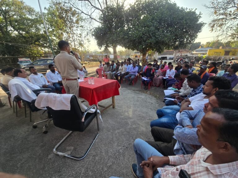 थाना पसान में शांति बैठक: होली पर्व शांतिपूर्ण ढंग से मनाने पर जोर