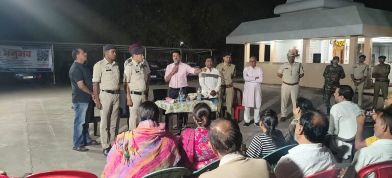 अंबा कॉलोनी में पुलिस-जन संवाद, सुरक्षा और समस्याओं पर हुई खुली चर्चा