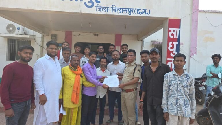 खप्पर और ज्योति कलश यात्रा की सुरक्षा व व्यवस्था को लेकर मां काली समिति ने सौंपा ज्ञापन