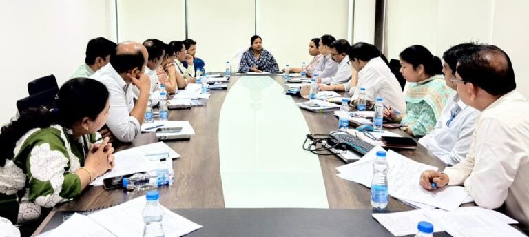 रायपुर : महिलाओं और बच्चों के कल्याण में खर्च का हर रुपया पारदर्शी तरीके से उपयोग हो: श्रीमती लक्ष्मी राजवाड़े