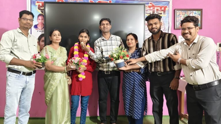 सीपत की बेटी माही कश्यप ने रचा इतिहास, 97.67% के साथ टॉप-10 में 9वां स्थान