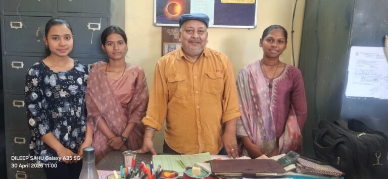 सीजी की बोर्ड परीक्षा परिणाम में शासकीय उच्चतर माध्यमिक विद्यालय दर्राभाठा के छात्राओं ने मारी बाजी