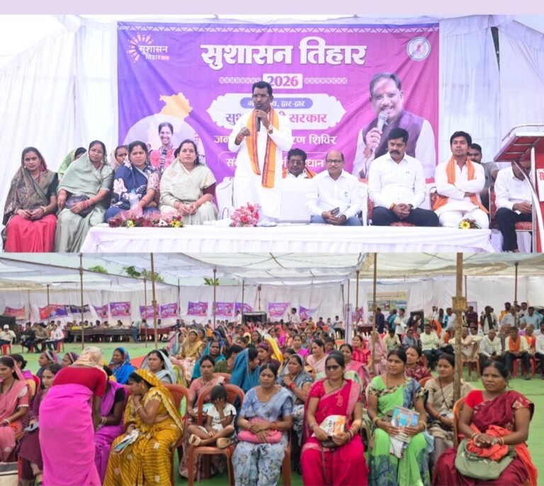 विधायक, कलेक्टर, जिला पंचायत के सीईओ सहित जनप्रतिनिधियों ने हितग्राहियों को किया सामग्री वितरण, विधायक एवं कलेक्टर शिविर स्थल पर स्वास्थ्य जांच कराया