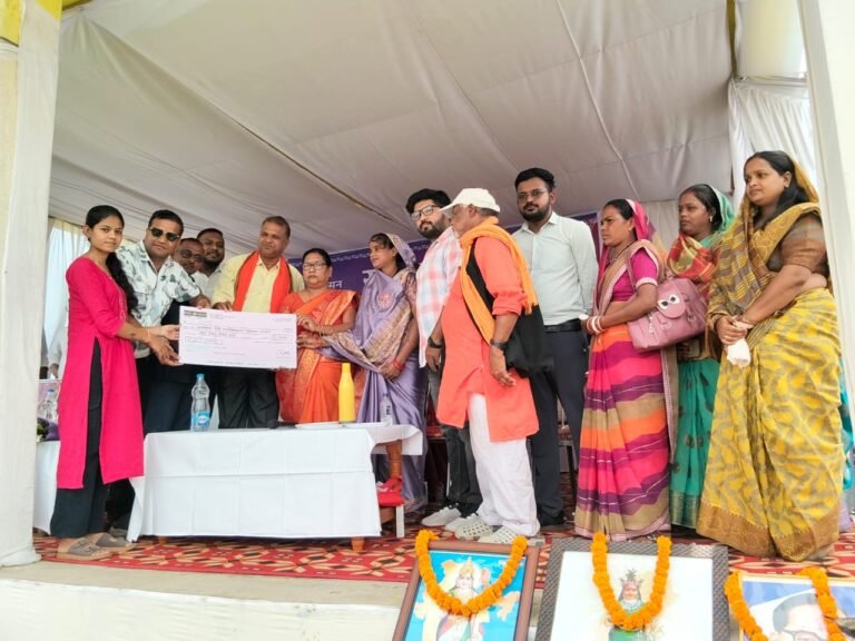 *सुदूर वनांचल गांव बिटकुली में ग्रामीणों की समस्याओं का हुआ समाधान