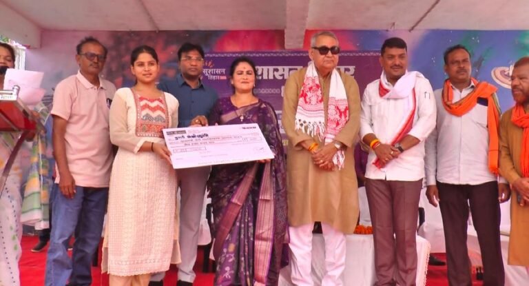 सपनों को मिली नई उड़ान: नोनी सशक्तिकरण योजना से शिवांगी को मिली आर्थिक सहायता
