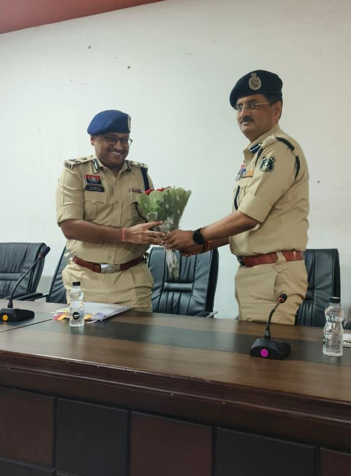 बिलासपुर रेंज के नव प्रशिक्षु उप निरीक्षकों को आईजी राम गोपाल गर्ग ने दिया मार्गदर्शन, अनुशासन-तकनीक और जनसेवा पर दिया जोर