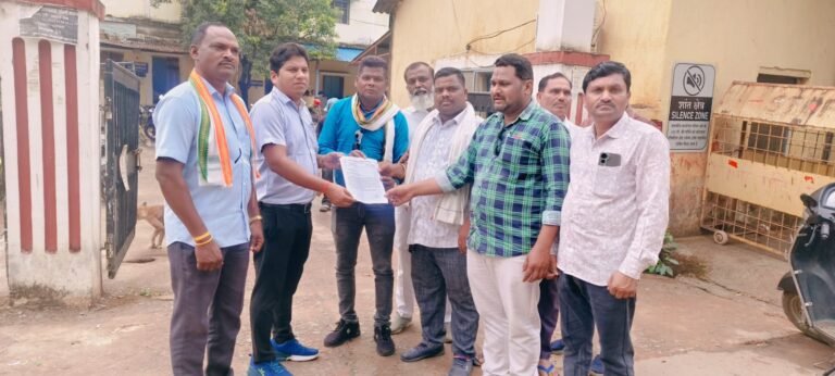 मर्दापाल क्षेत्र की समस्याओं को लेकर कांग्रेस ने सौंपा ज्ञापन