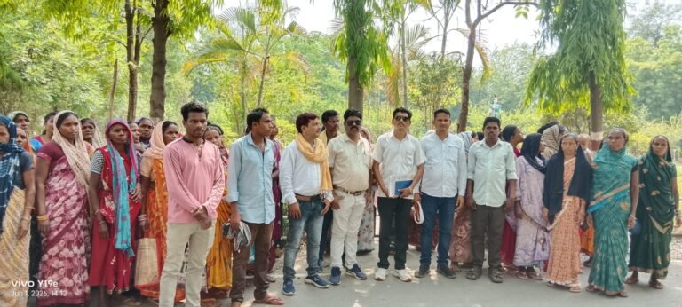 कोयलाधानी भूविस्थापित किसान संघ का टीएसपीसी कंपनी के खिलाफ आंदोलन का ऐलान
