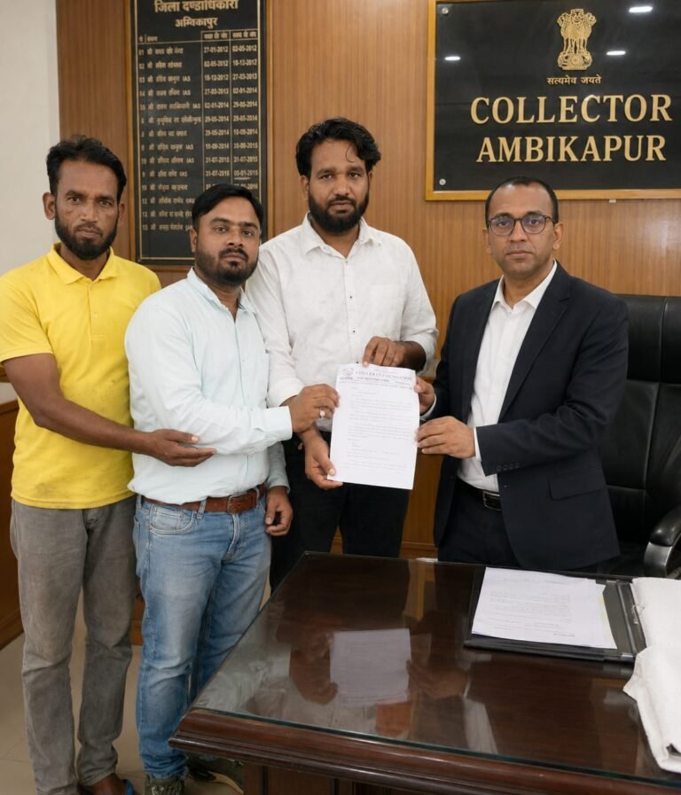 छत्तीसगढ़ के स्कूलों में मंत्र-पाठ के निर्देश के खिलाफ कोर्ट जाएगी रज़ा यूनिटी फाउंडेशन, कलेक्टर को सौंपा ज्ञापन