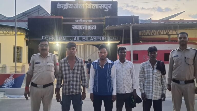 कोटा क्षेत्र में आबकारी विभाग की बड़ी कार्रवाई, 159.5 लीटर महुआ शराब जब्त
