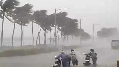 छत्तीसगढ़ में फिर बदलेगा मौसम का मिजाज, बढ़ेगी उमस; बारिश और अंधड़ के भी आसार