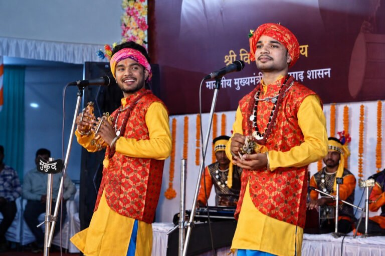 रायपुर : छत्तीसगढ़ की सांस्कृतिक विरासत को मिलेगा मंच, वार्षिक आयोजनों के लिए कलाकारों से आवेदन आमंत्रित