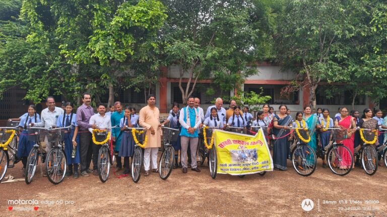 सीपत में शाला प्रवेशोत्सव की धूम, छात्राओं को मिली सरस्वती साइकिल, शिक्षा का दिया संदेश ⭐