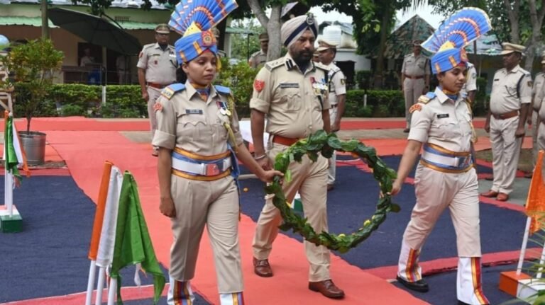 241 बस्तरिया बटालियन के द्वारा 88वीं स्थापना दिवस समारोह  बनाया गया