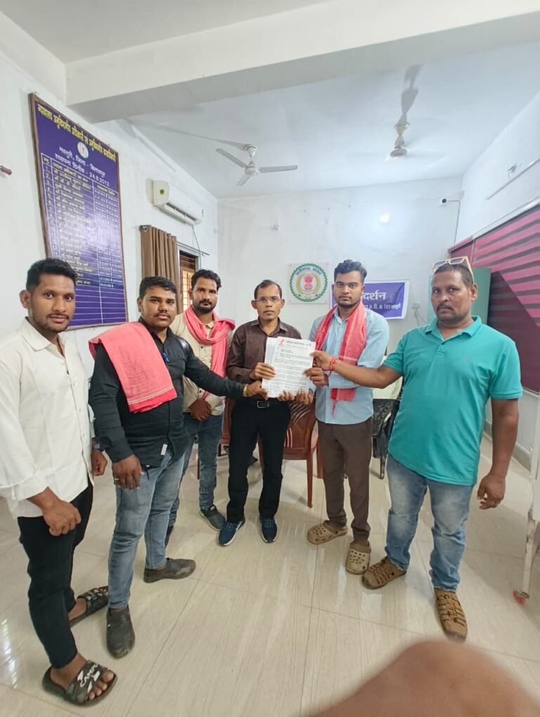 सीपत से बलौदा की जर्जर सड़क का तत्काल मरम्मत एवं नवीनीकरण की मांग, एसडीएम को सौंपा ज्ञापन- जोहार छत्तीसगढ़ पार्टी