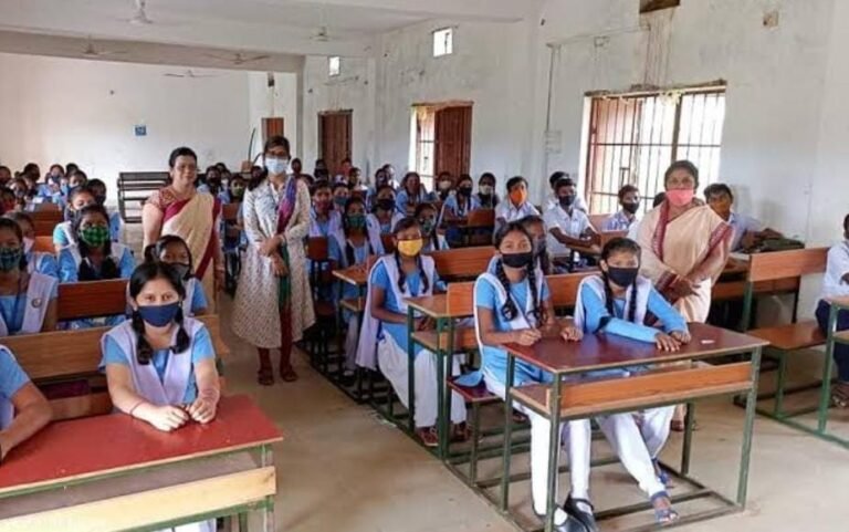 फर्जी दिव्यांग प्रमाण-पत्र के सहारे नौकरी पाने वाले शिक्षाकर्मियों पर कसेगा शिकंजा, कलेक्टर ने दिए जांच के आदेश
