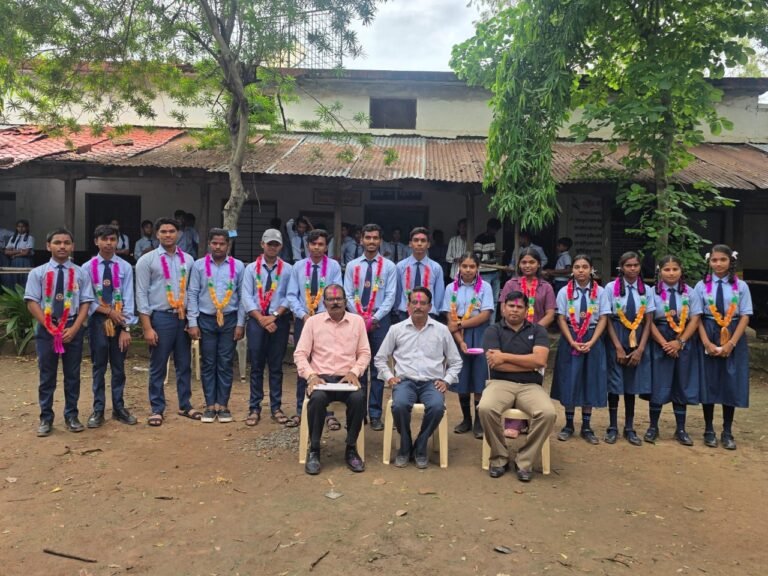 जयदीप पटेल बने हाई स्कूल के शालानायक