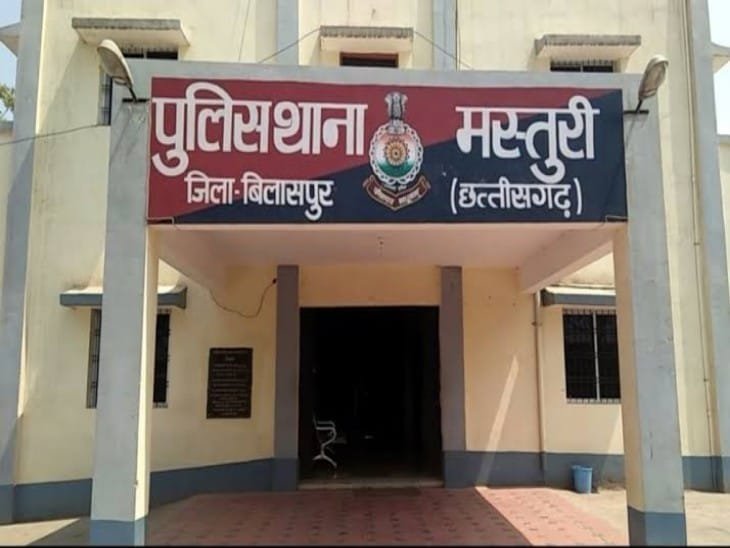 अश्लील वीडियो वायरल कर ब्लैकमेल करने वाले तीन आरोपी गिरफ्तार