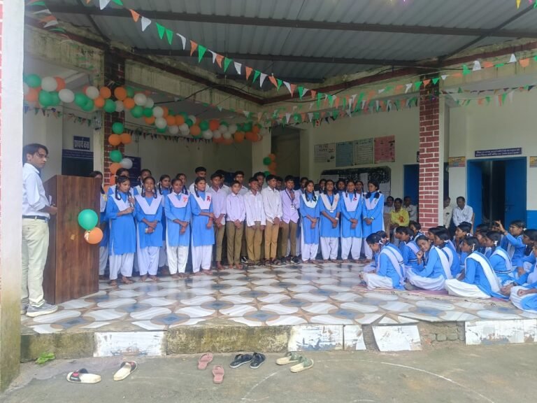 शासकीय उच्चतर माध्यमिक विद्यालय जटगा में हर्षोल्लास से संपन्न हुआ स्वतंत्रता दिवस समारोह