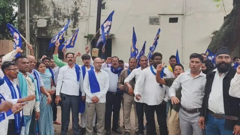 CEO संदीप अग्रवाल पर FIR और बर्खास्तगी की मांग, BSP ने दी सात दिन में उग्र आंदोलन की चेतावनी