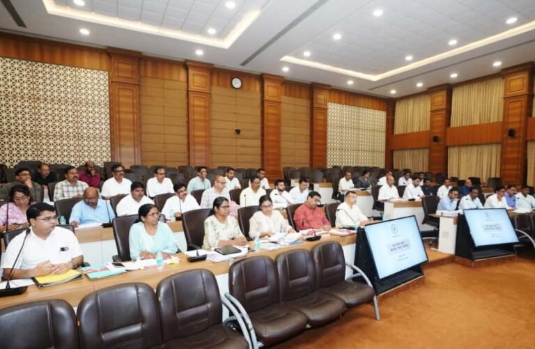 निर्माण कार्यों में तेजी, गुणवत्ता और समय-सीमा पर PWD सचिव के सख्त निर्देश