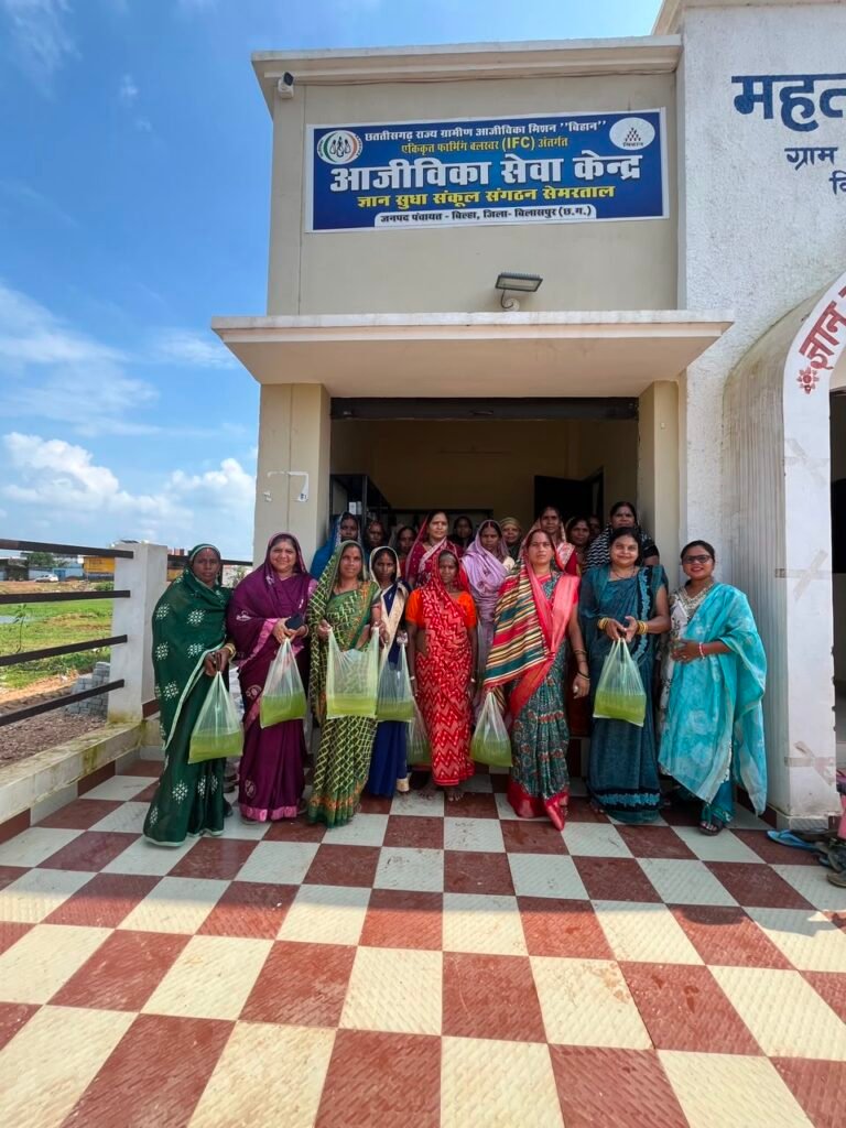 मछली पालन से सेमरताल की 100 ग्रामीण महिलाओं एवं परिवारों को मिला आत्मनिर्भरता का नया अवसर
