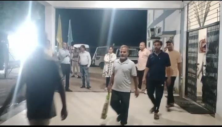 अवैध बांग्लादेशी घुसपैठियों के खिलाफ बिलासपुर पुलिस का बड़ा अभियान, 23 संदिग्ध रायपुर भेजे गए