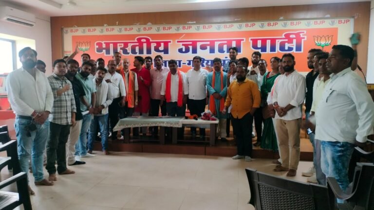 सेवा संकल्प अभियान को लेकर सोशल मीडिया विभाग की महत्वपूर्ण बैठक संपन्न