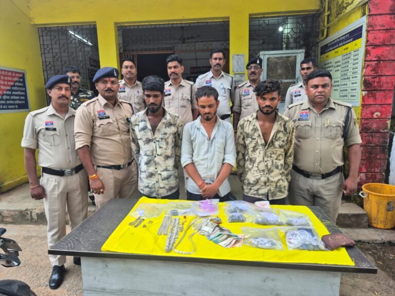 कोनी पुलिस ने चोरी के तीन मामलों का किया खुलासा, 4.81 लाख का मशरूका बरामद चोरी के तीन मामलों का खुलासा