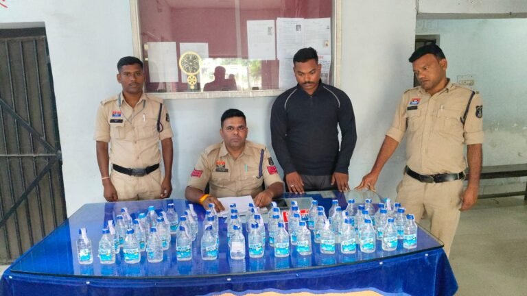 घर-दुकान में छिपाकर रखी थी अवैध शराब, हिर्री पुलिस ने 57 पाव किए जब्त