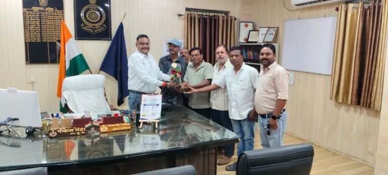 जिला कोण्डागांव सायबर जागृति अभियान में प्रदेश में प्रथम स्थान प्राप्त करने पर , यूजेआई ने पुलिस अधीक्षक को दी बधाई