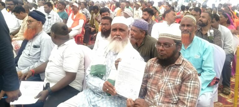 रतनपुर में मुस्लिम समाज के सामुदायिक भवन और कब्रिस्तान के लिए अहाता निर्माण की मांग