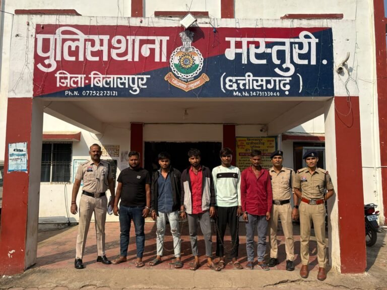 पुरानी रंजिश में युवक पर चूड़ा और डंडे से हमला, हत्या के प्रयास के आरोप में 5 गिरफ्तार