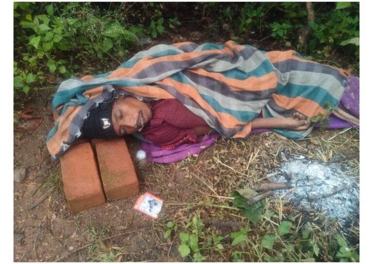 खोंगसरा–तूलुफ के साजादहरा-दोड़की में अज्ञात व्यक्ति का शव मिलने से सनसनी
